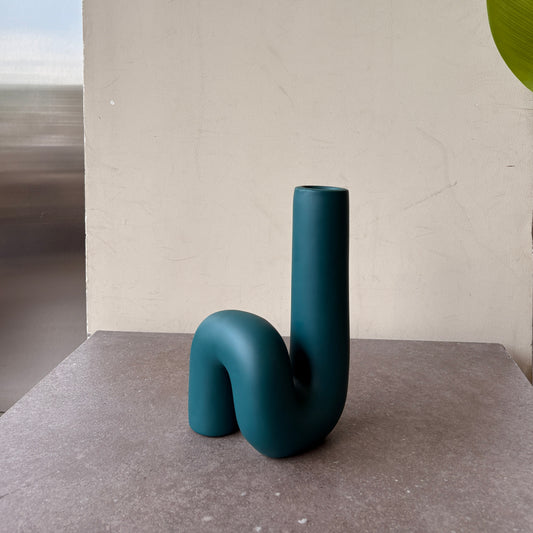 Folkstory sculptural decor